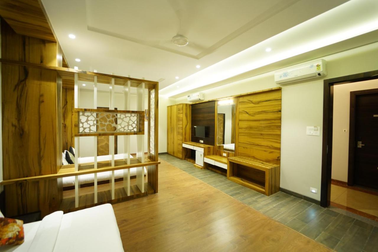 Hotel The Royal Inn Baramati Exterior photo